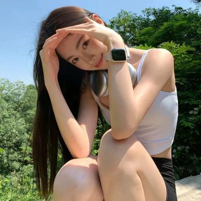 爱长颈鹿的女人